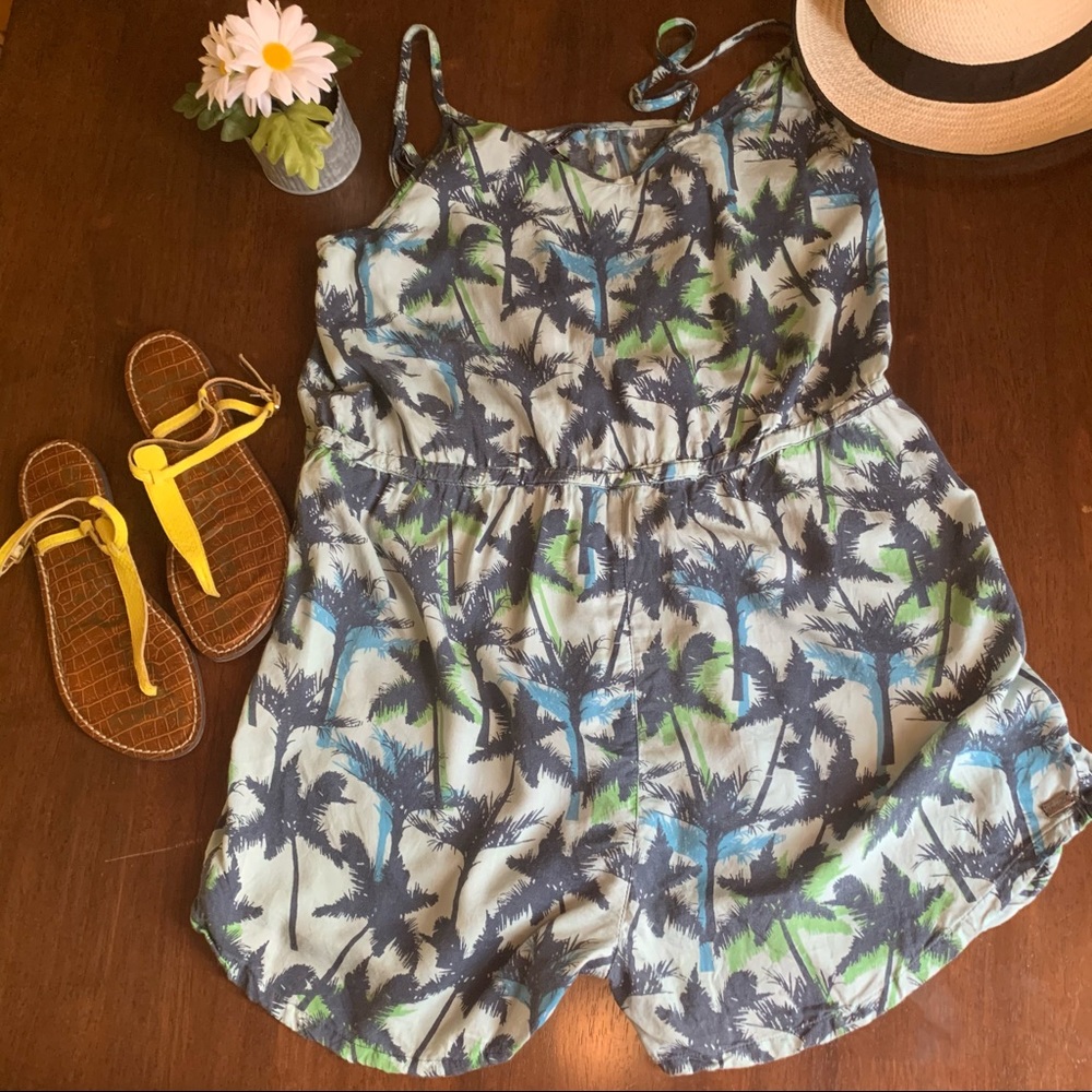 O’Neill Tropical Print Romper Size 12